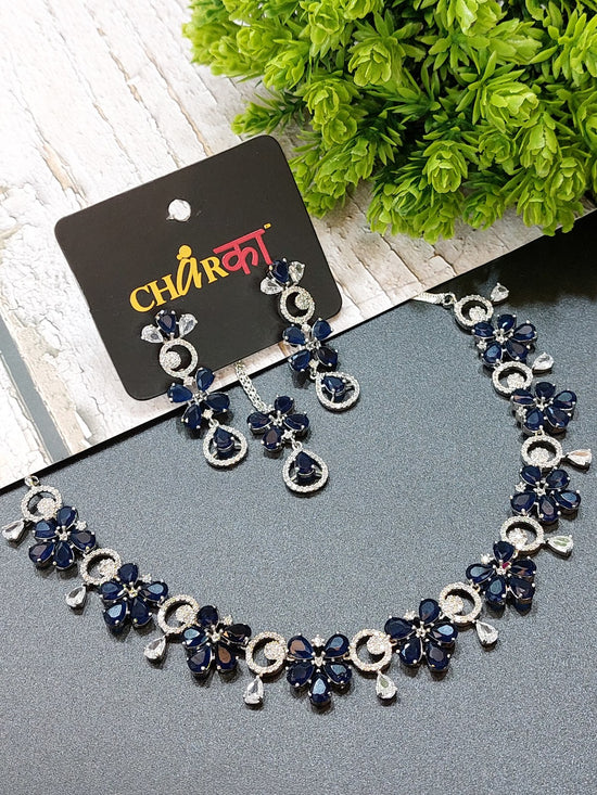 BEAUTYFUL AD NECKLACE WITH PREMIUM COLORED AD STONE