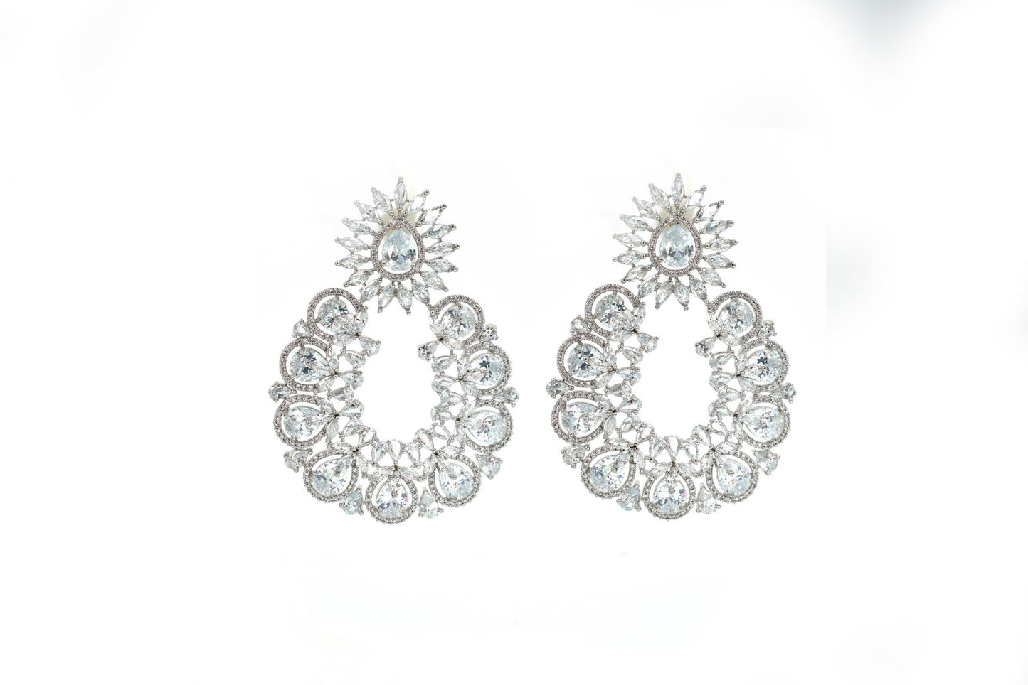 AD EARRINGS WITH SILVER COLOUR RHODIUM PLATING